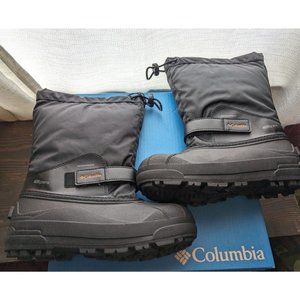 * COLUMBIA Kids Unisex Powderbug Forty Black Boots Size 5 - BY1324-012 NWB